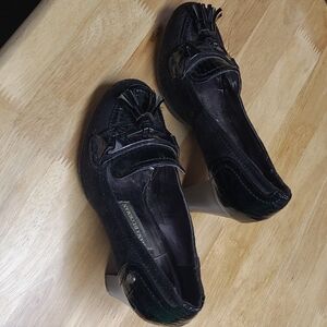 Dana Buchman Black Pumps